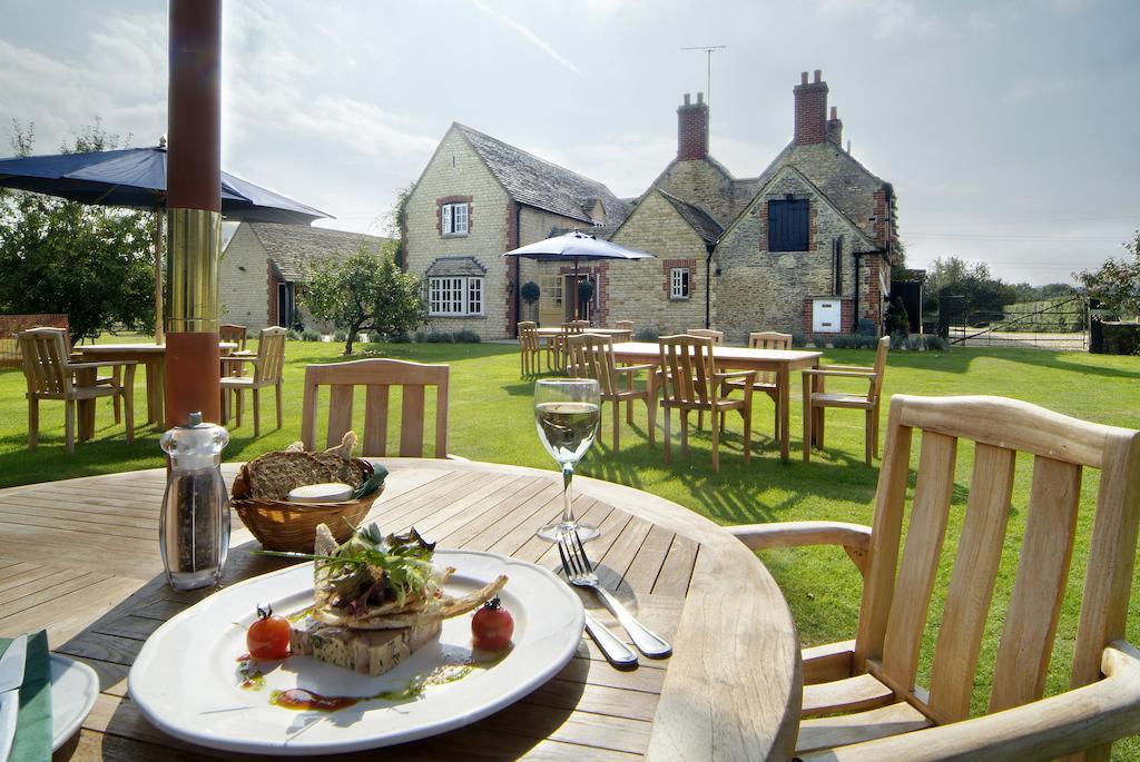 Hotel The Trout At Tadpole Bridge Faringdon Exterior foto